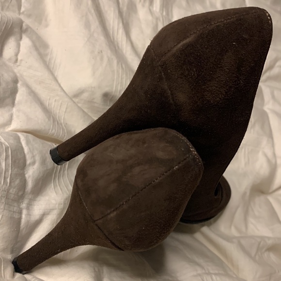 Stuart Weitzman Chocolate Suede Pumps - Picture 5 of 7